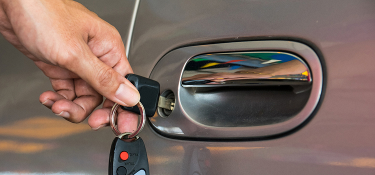Car door lock repair in Larkspur